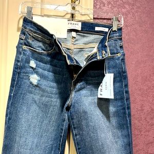 Frame  High Rise straight jean
